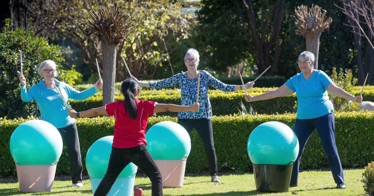 Alwyndor • Fit Ball Drumming