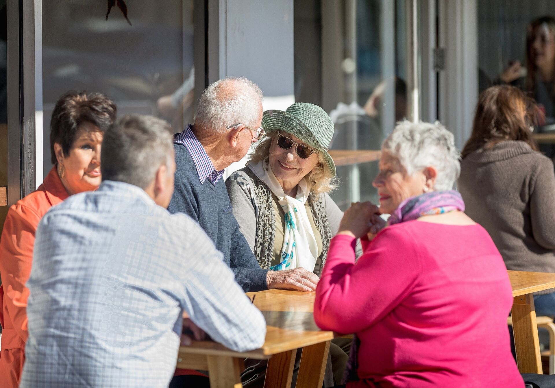 chatting at cafe